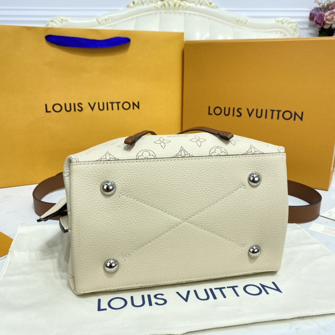 Louis Vuitton MURIA Bucket Bag Mahina Leather M55801 Cream